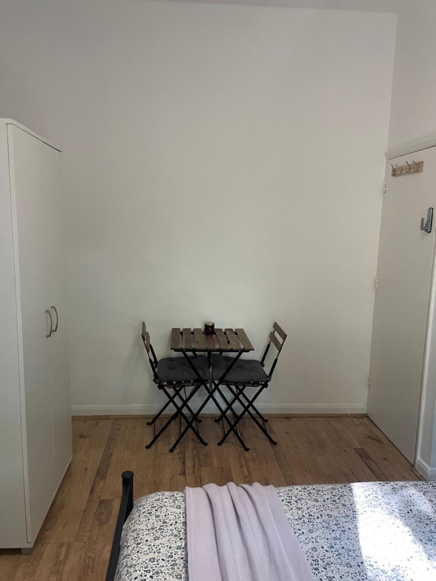 Contemporary Private Rooms Near Central Londres Exterior foto