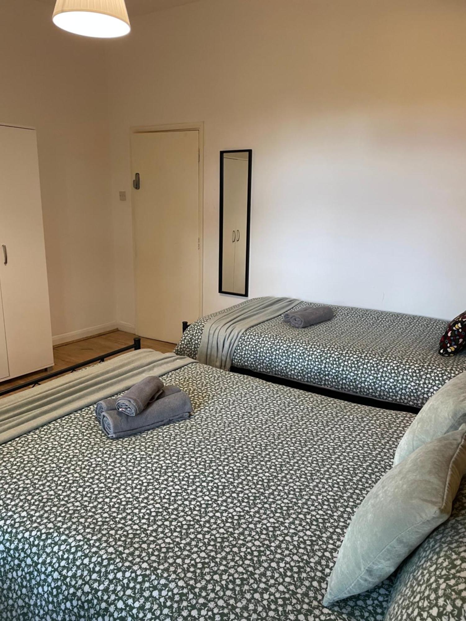 Contemporary Private Rooms Near Central Londres Exterior foto